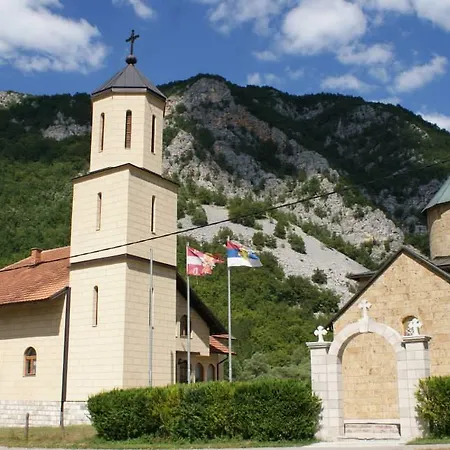 Apartment Una Strbacki Buk *