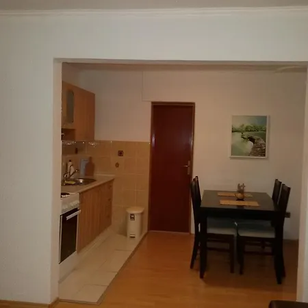 Una Strbacki Buk Apartment *