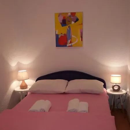 Una Strbacki Buk Apartment